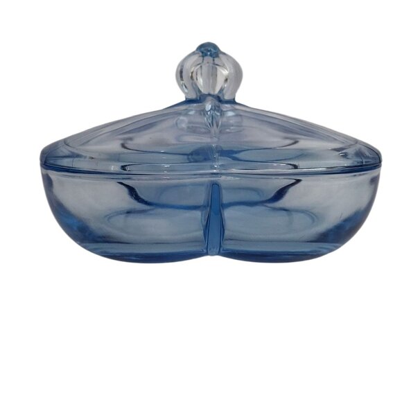 New Martinsville Glass Blue Clover Covered Candy Dish - Picture 2 of 7